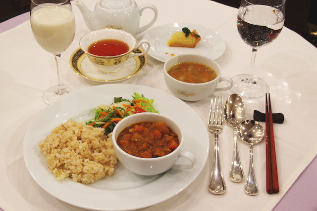 �̂̒����牷�܂�X�p�C�X���ʂ��������C���h�J���[�Z�b�g